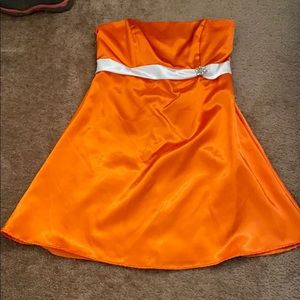 Bridesmaid dress orange and white